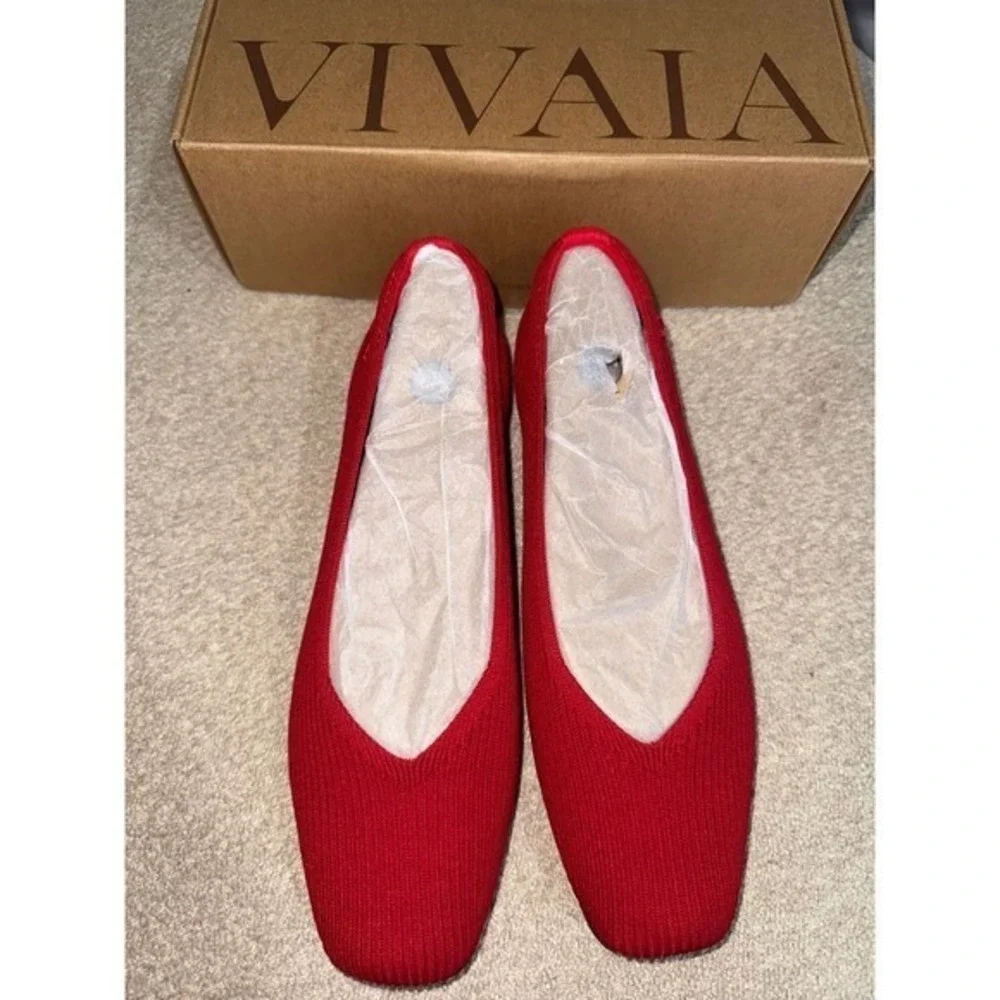 VIVAIA Lightweight Square-Toe V-Cut Flats Margot Walker RED EU/39.5 US/8.5